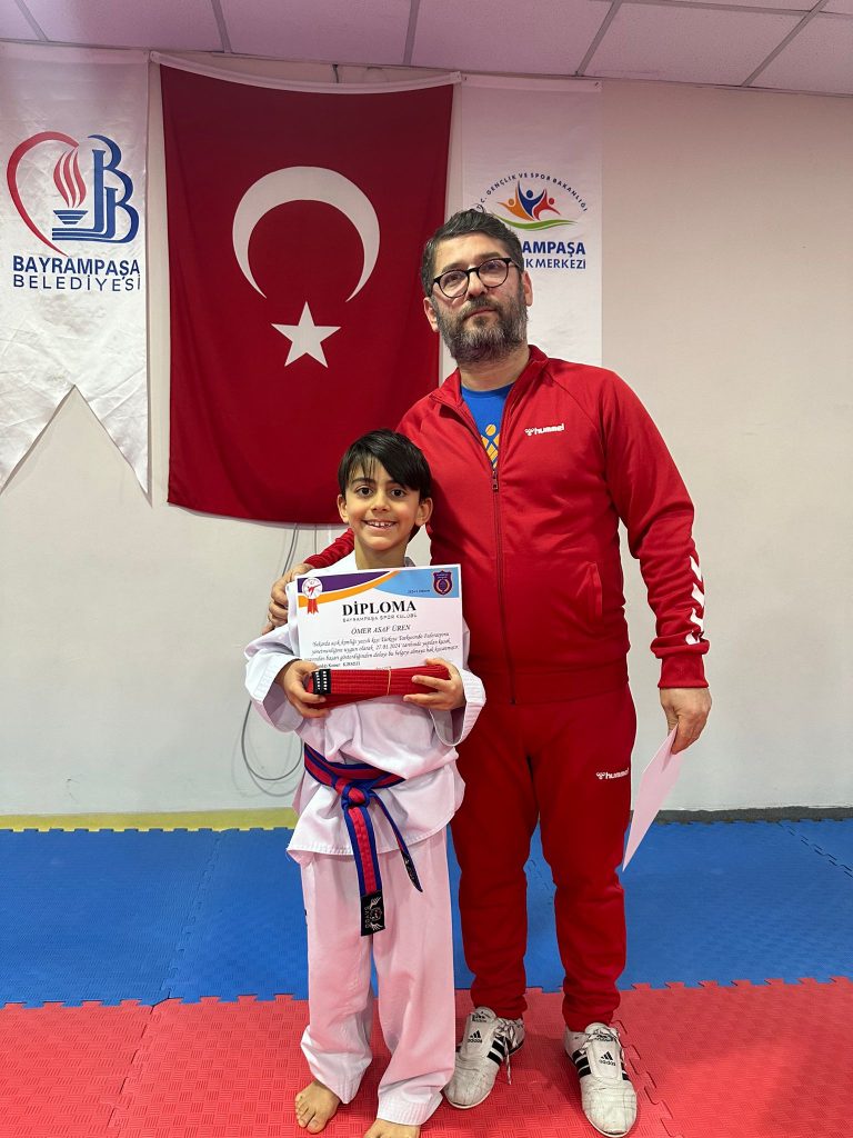 Taekwondo Kuşak Terfi sınavı yapıldı 12 WhatsApp Image 2024 01 27 at 21.38.28 1 -