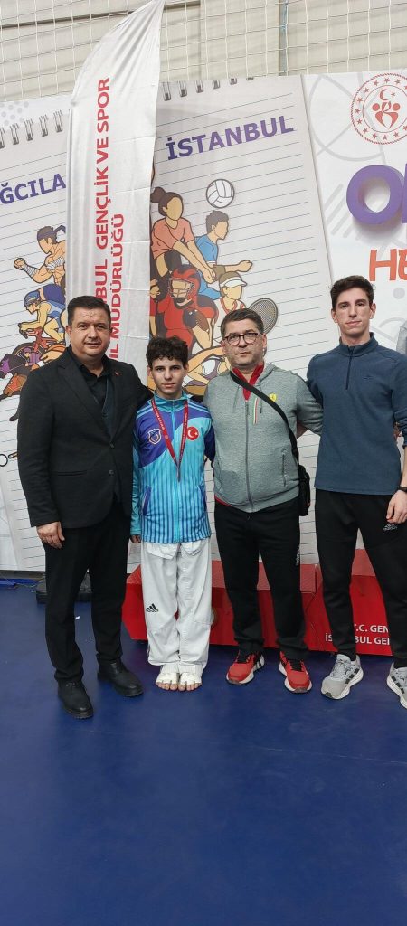 Erdem Şen den bronz madalya 3 WhatsApp Image 2025 03 17 at 15.25.26 -