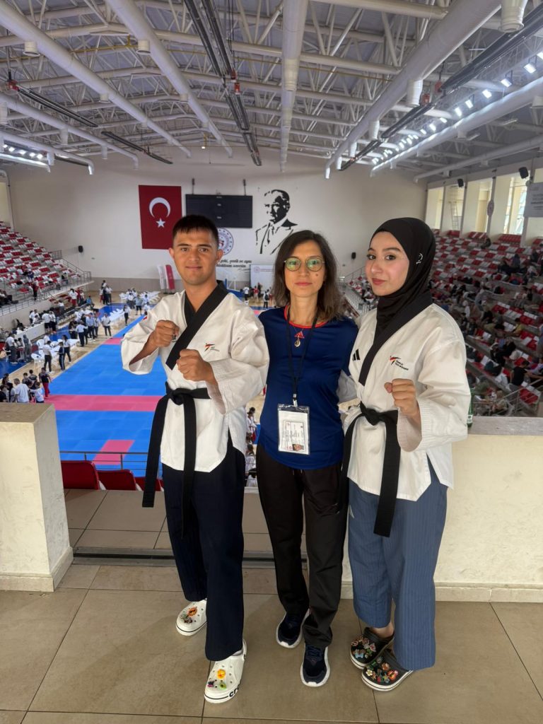 Nadir Özsoy Taekwondo Poomsae İl Müsabakaları Eskişehir’de Tamamlandı 2 WhatsApp Image 2025 07 31 at 13.19.39 -